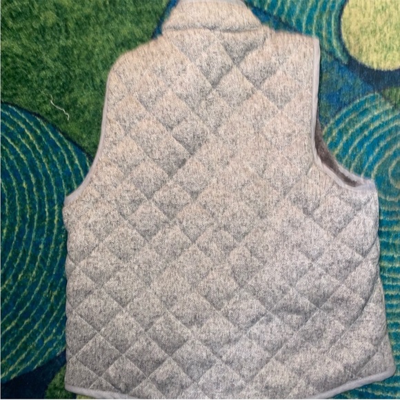 Simply Southern Quilted Gray Vest - Picture 4 of 5